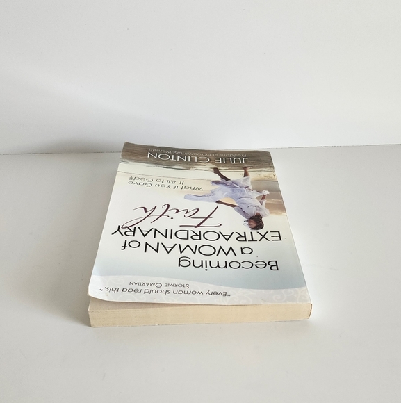 Becoming a Woman of Extraordinary Faith Paperback Book - Picture 5 of 7